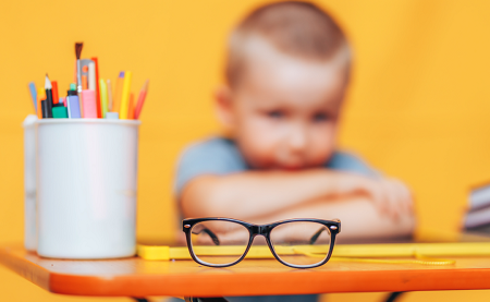 框架眼鏡和OK鏡區(qū)別,框架眼鏡和OK鏡選哪個好 框架眼鏡和OK鏡區(qū)別,框架眼鏡和OK鏡選哪個好